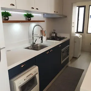 Em Meia Apartamento